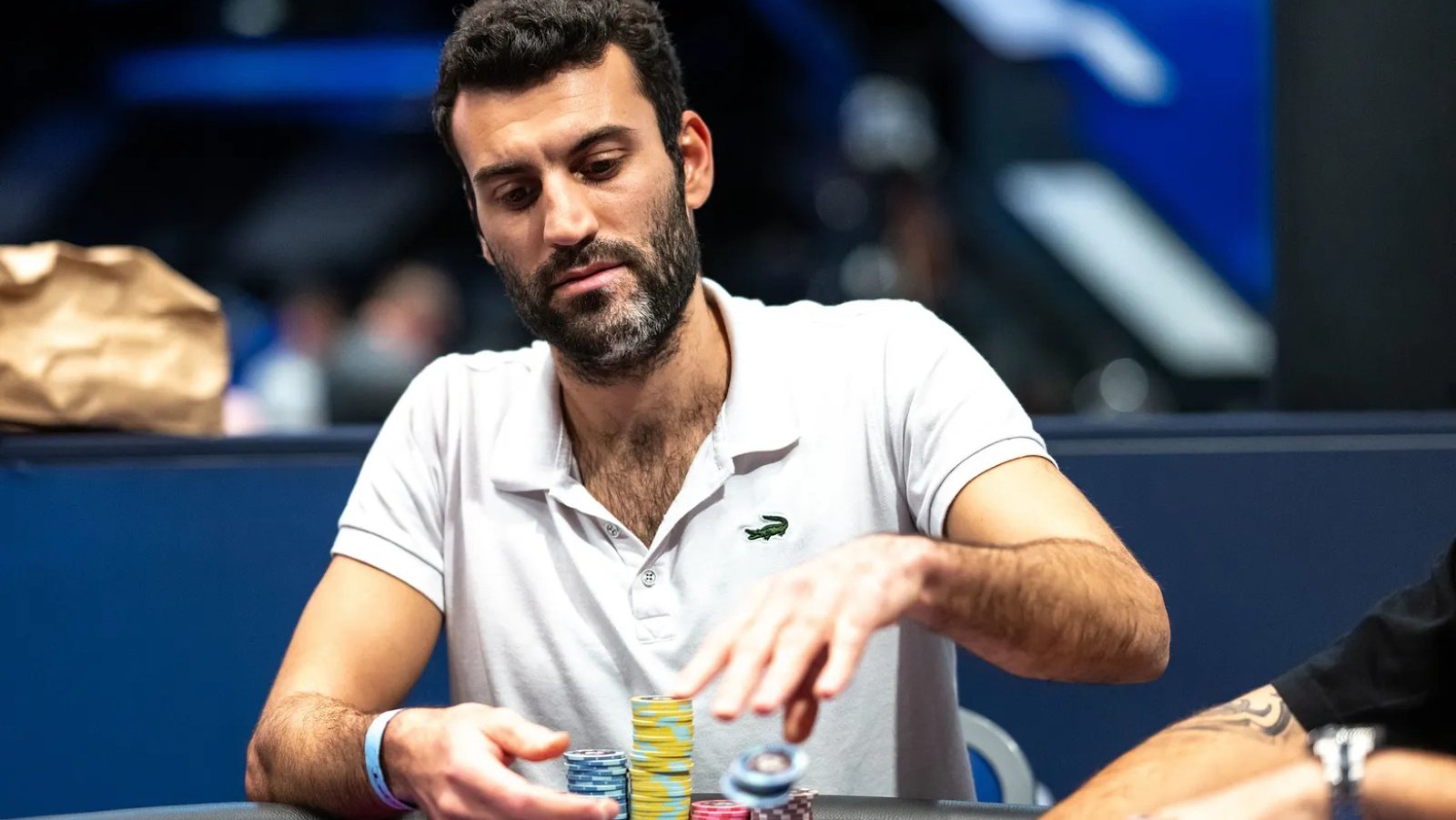 EPT Malta Main Event: Ο Γιώργος Ονησιφόρου συνεχίζει στους 36 φιναλίστ!