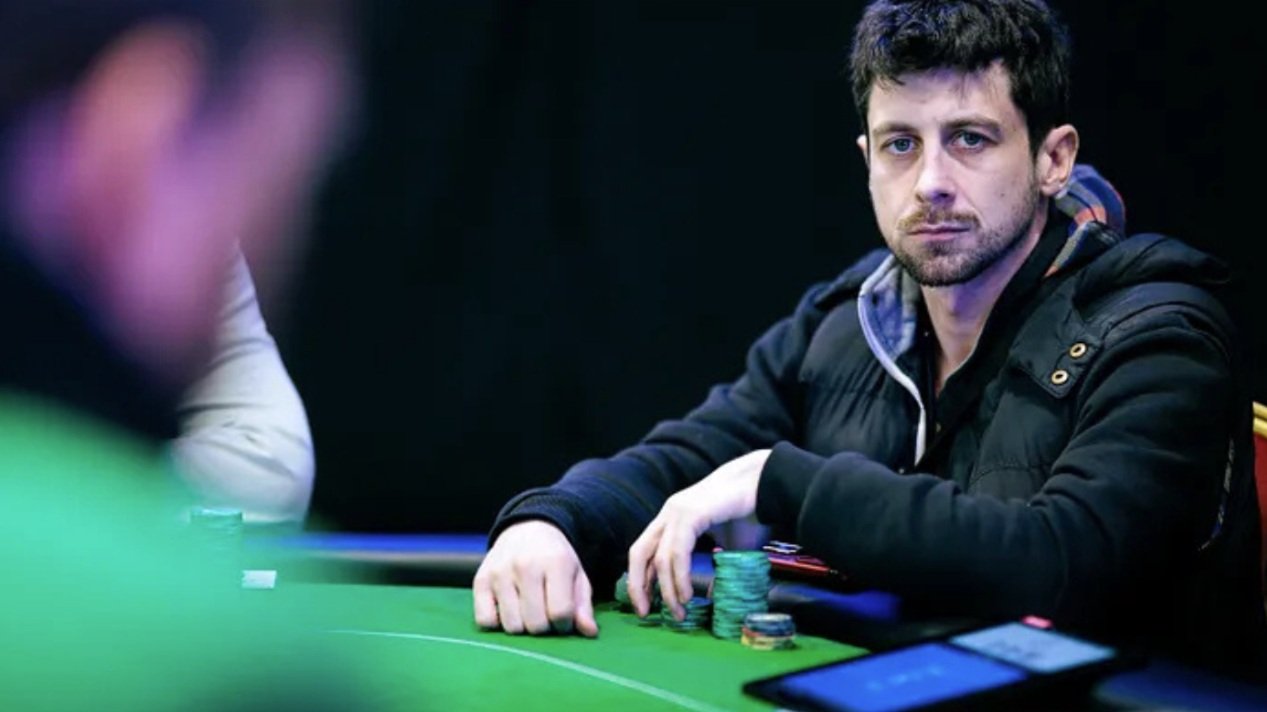 Thomas Clack: Πιάστηκε με GTO solver σε online τουρνουά και έχασε χορηγία £40.000