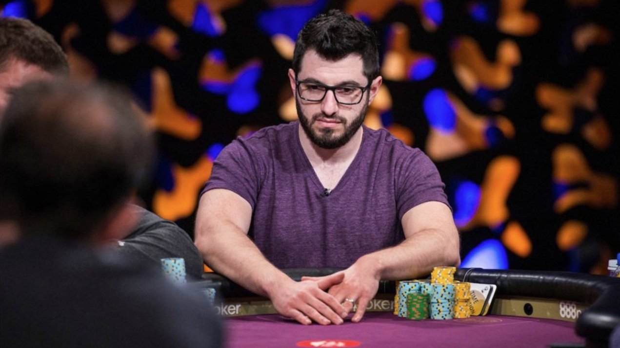 Δύο απλές συμβουλές του Phil Galfond για να ανεβάσεις το επίπεδό σου στο πόκερ