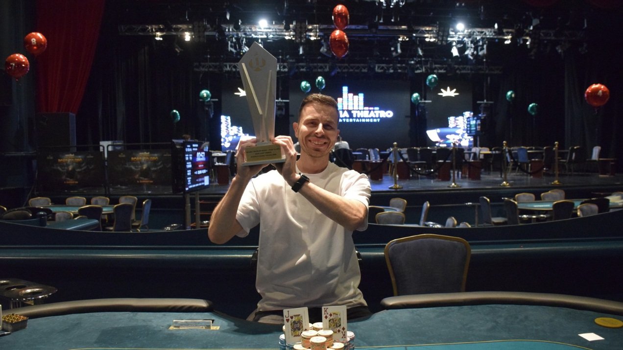 Novibet: Νικητής ο Γιώργος Σούρλας στο Warm Up – Road to GPO Main Event